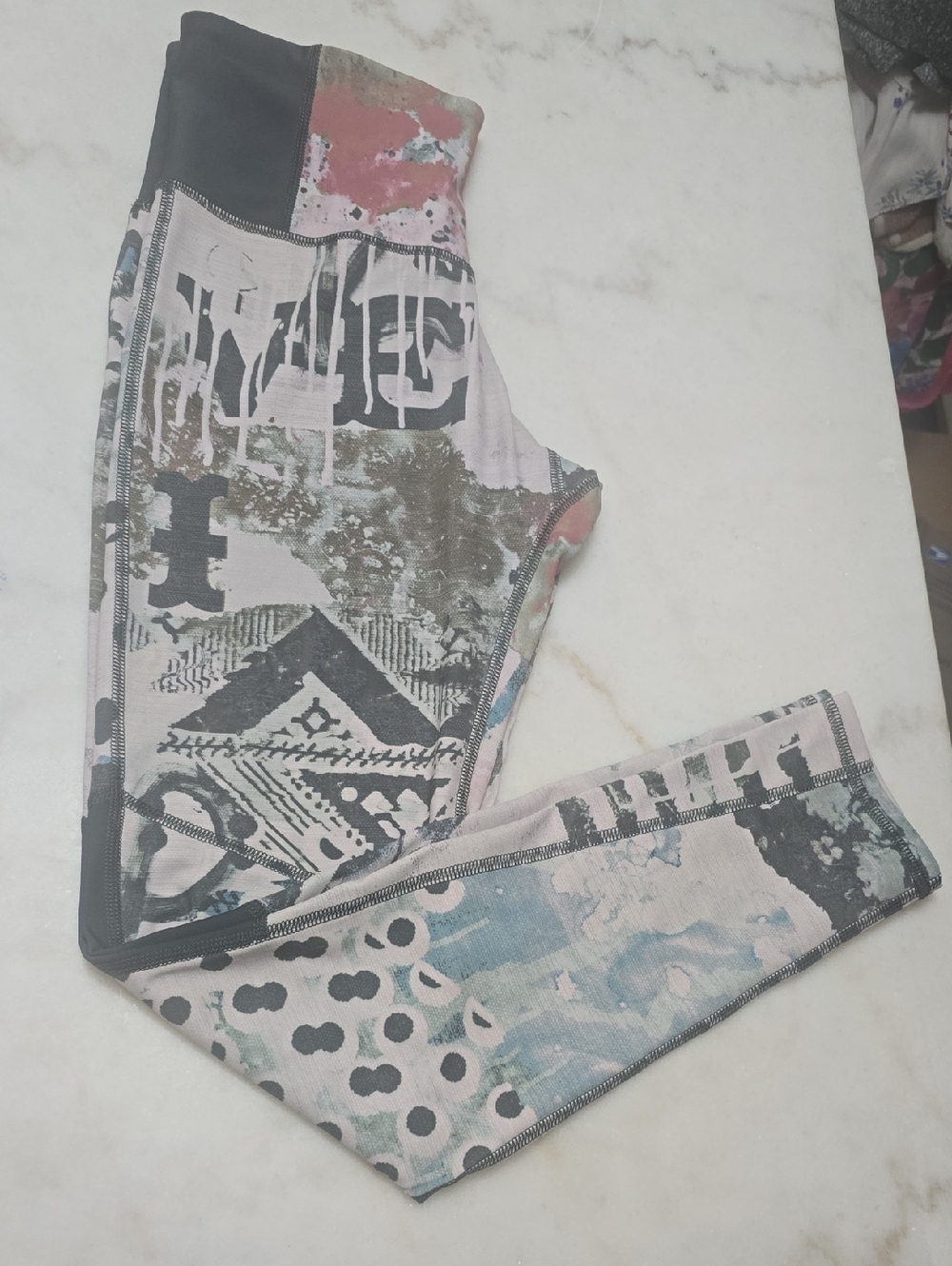 Electric & Rose Mixed-Print High-Waist Leggings in Black, Blue, Pink